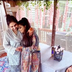 Meet your Posher, Siddikha